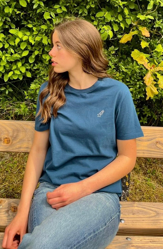 T-shirt bleu pétrole unisexe – confort essentiel au quotidien