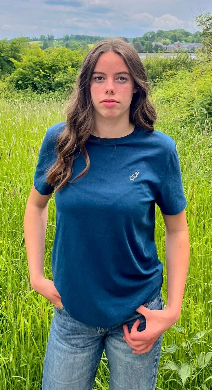 T-shirt bleu pétrole unisexe – confort essentiel au quotidien